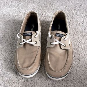 Boys SPERRY topsider boat shoes - 6M